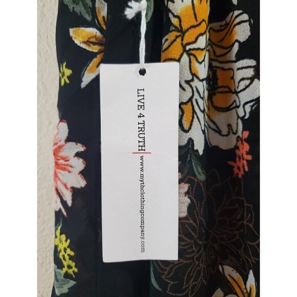 Live 4 Truth Shorts W/overlay maxi Women's Size L Black Floral Pattern NWT - Picture 6 of 8